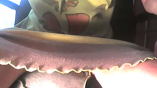Snapshot of nastena70 chatting on 06-06-26, 01:54 nastena70 online show from 06-06-26, 01:54