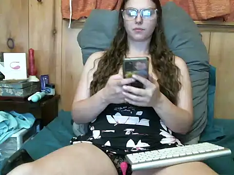 katie kitten38 online show from 09-09-25, 02:49