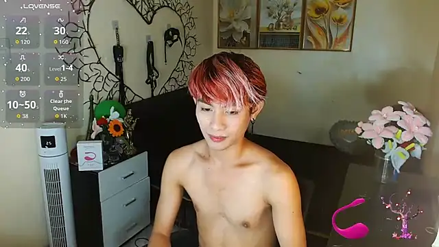 WildestTwink online show from 10-17-25, 06:21