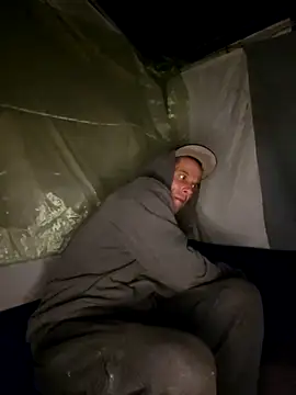 Snapshot of 415cali925 chatting on 09-29-25, 11:59 415cali925 online show from 09-29-25, 11:59