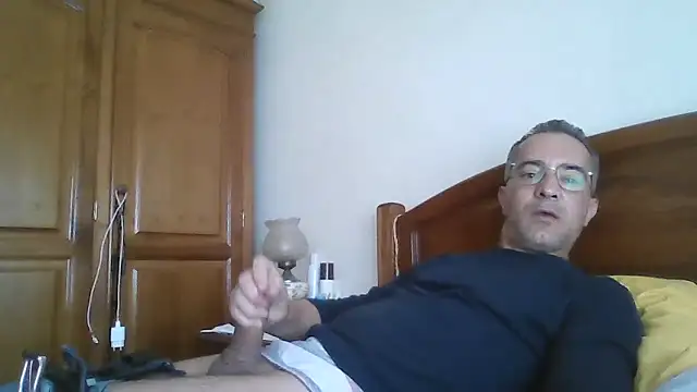 CarlosRocha73 online show from 05-07-26, 12:54