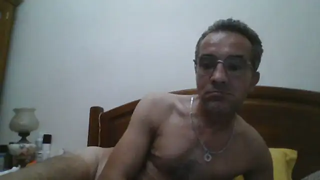 Snapshot of CarlosRocha73 chatting on 06-17-26, 11:16 CarlosRocha73 online show from 06-17-26, 11:16