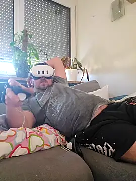 ktmtom247 online show from 02-08-25, 03:10