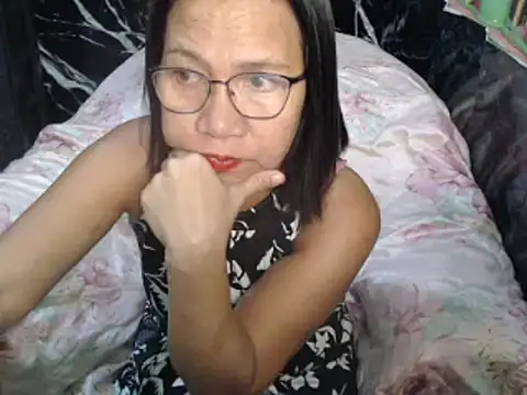 ASIANDOLLY4U online show from 04-29-26, 10:16