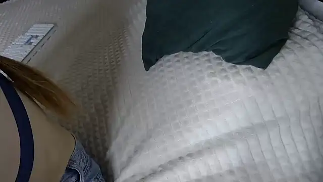 Kiradoll27 online show from 01-05-26, 06:11