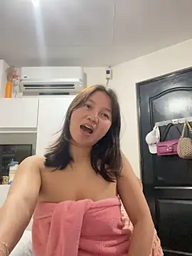 Snapshot of asianmystery203 chatting on 12-25-24, 09:45 asianmystery203 online show from 12-25-24, 09:45