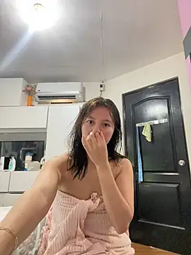 Snapshot of asianmystery203 chatting on 02-17-25, 01:47 asianmystery203 online show from 02-17-25, 01:47