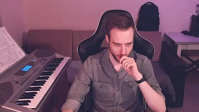 Snapshot of Sweetparker chatting on 01-28-25, 05:54 Sweetparker online show from 01-28-25, 05:54