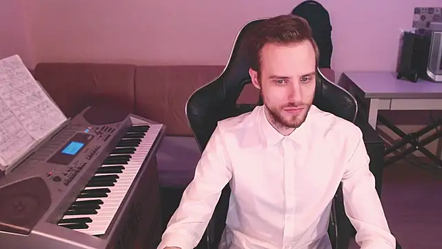 Snapshot of Sweetparker chatting on 02-19-25, 04:01 Sweetparker online show from 02-19-25, 04:01