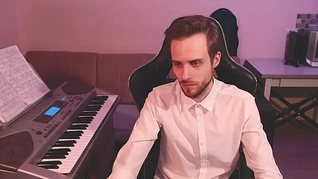 Snapshot of Sweetparker chatting on 02-19-25, 07:06 Sweetparker online show from 02-19-25, 07:06