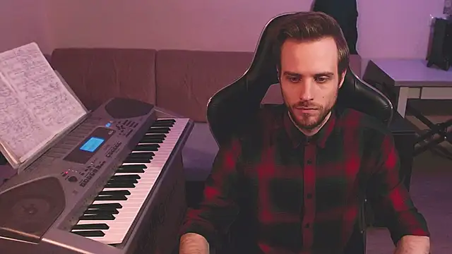 Snapshot of Sweetparker chatting on 02-25-25, 01:20 Sweetparker online show from 02-25-25, 01:20