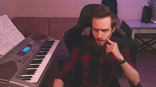 Snapshot of Sweetparker chatting on 03-02-25, 05:12 Sweetparker online show from 03-02-25, 05:12