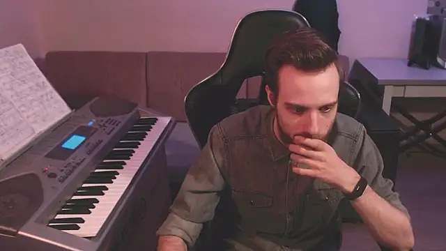 Snapshot of Sweetparker chatting on 03-02-25, 11:09 Sweetparker online show from 03-02-25, 11:09