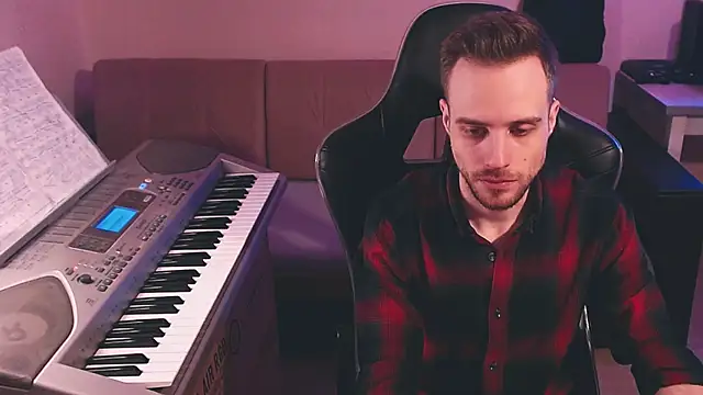 Snapshot of Sweetparker chatting on 10-17-25, 03:14 Sweetparker online show from 10-17-25, 03:14