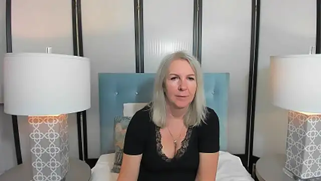 EricaTop online show from 10-30-25, 09:26