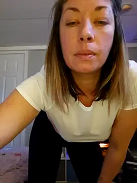 Snapshot of _NinaLuvSins_ chatting on 01-14-25, 02:53 NinaLuvSins online show from 01-14-25, 02:53
