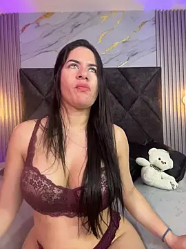 Zafira Alabi online show from 02-08-26, 03:48