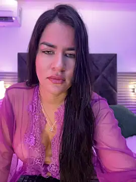 Snapshot of Zafira_Alabi chatting on 04-26-26, 04:15 Zafira Alabi online show from 04-26-26, 04:15