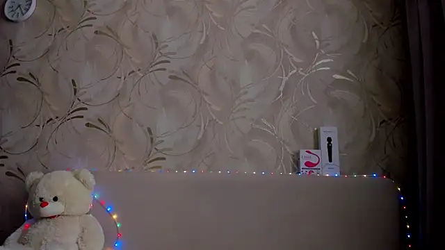 Malika Lisan online show from 03-13-25, 09:43