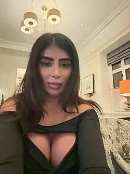 ArabicBarbie online show from 01-15-25, 05:58