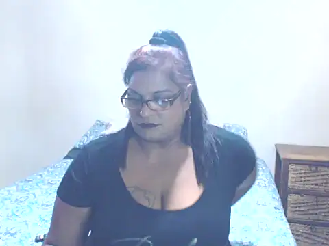 Snapshot of sexylax17 chatting on 06-03-26, 04:45 sexylax17 online show from 06-03-26, 04:45