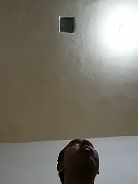 Snapshot of desnudo_Sexoxo chatting on 12-17-24, 04:23 desnudo Sexoxo online show from 12-17-24, 04:23