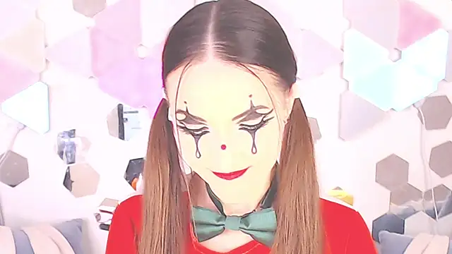 LexiKiss online show from 10-15-25, 07:25