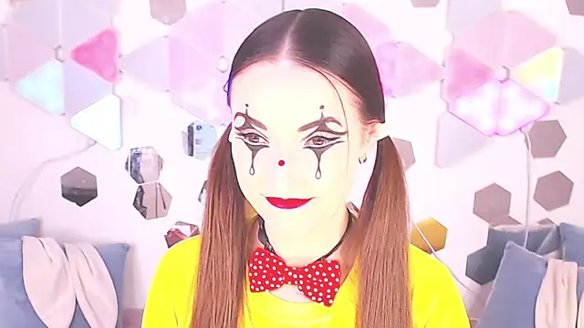 Snapshot of LexiKiss chatting on 12-02-25, 10:38 LexiKiss online show from 12-02-25, 10:38