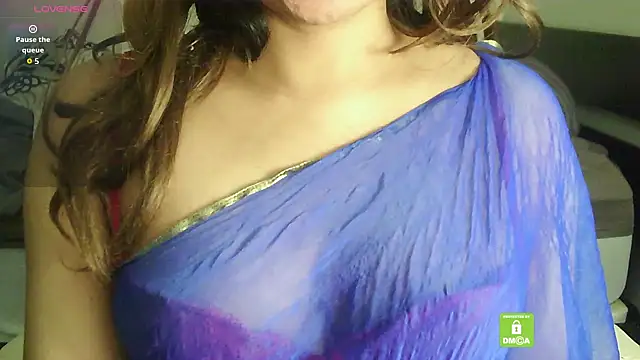 Snapshot of bxdgirlhr chatting on 02-22-26, 07:23 bxdgirlhr online show from 02-22-26, 07:23