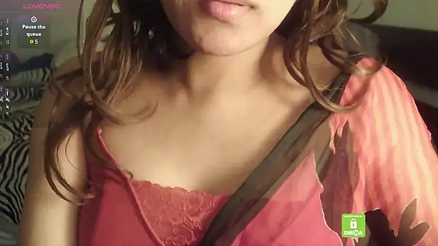 Snapshot of bxdgirlhr chatting on 03-10-26, 06:46 bxdgirlhr online show from 03-10-26, 06:46