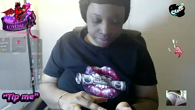 Snapshot of Sexymona1218 chatting on 02-19-26, 10:00 Sexymona1218 online show from 02-19-26, 10:00