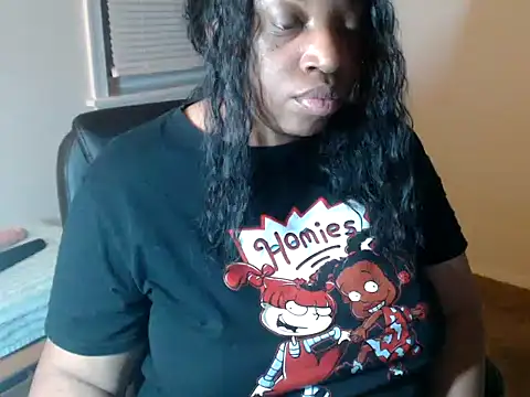 Snapshot of Sexymona1218 chatting on 02-23-26, 06:22 Sexymona1218 online show from 02-23-26, 06:22