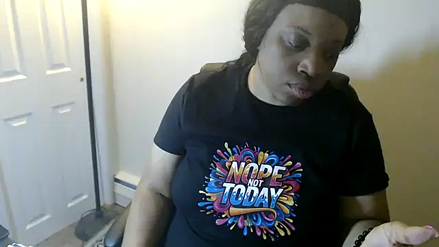 Snapshot of Sexymona1218 chatting on 03-04-26, 11:44 Sexymona1218 online show from 03-04-26, 11:44