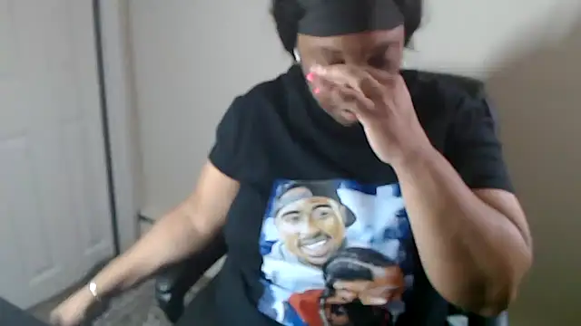 Snapshot of Sexymona1218 chatting on 03-11-26, 06:03 Sexymona1218 online show from 03-11-26, 06:03