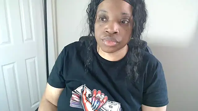 Snapshot of Sexymona1218 chatting on 03-20-26, 06:35 Sexymona1218 online show from 03-20-26, 06:35