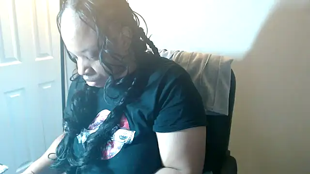 Snapshot of Sexymona1218 chatting on 03-25-26, 09:26 Sexymona1218 online show from 03-25-26, 09:26