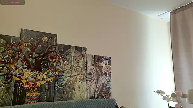 Snapshot of lara_heaven chatting on 03-08-25, 12:41 lara heaven online show from 03-08-25, 12:41