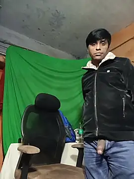 Snapshot of desiboy1101 chatting on 01-10-26, 02:41 desiboy1101 online show from 01-10-26, 02:41