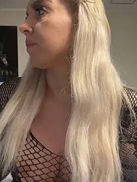 MIA-XXX online show from 10-09-25, 01:58