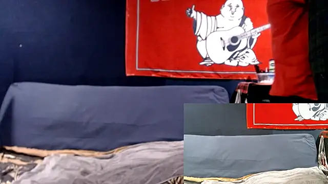 Snapshot of iBreakHeartz chatting on 01-18-25, 02:58 iBreakHeartz online show from 01-18-25, 02:58