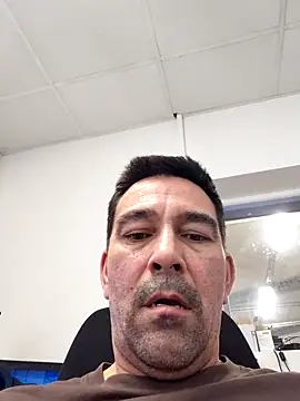 dick81 online show from 05-06-26, 11:48