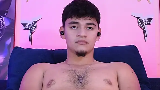 Snapshot of VikoHands chatting on 03-31-26, 09:26 VikoHands online show from 03-31-26, 09:26