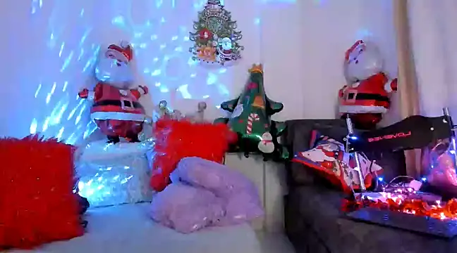 kirasofia online show from 12-13-24, 04:11