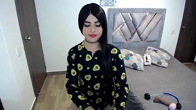 Snapshot of kamila_martin chatting on 10-25-25, 08:14 kamila martin online show from 10-25-25, 08:14