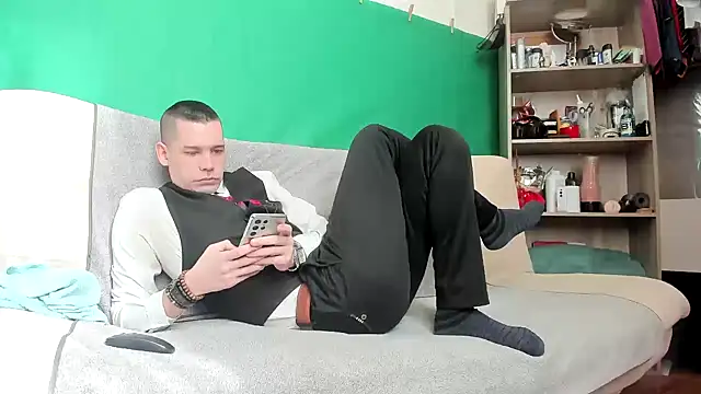 Snapshot of viraglaci18@xh chatting on 03-01-26, 01:02 viraglaci18xh online show from 03-01-26, 01:02