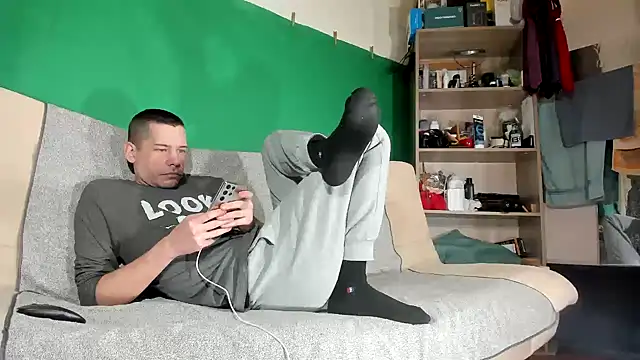 Snapshot of viraglaci18@xh chatting on 03-13-26, 09:10 viraglaci18xh online show from 03-13-26, 09:10