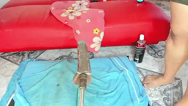 Snapshot of Dakotalove20 chatting on 10-03-25, 04:31 Dakotalove20 online show from 10-03-25, 04:31