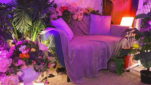 KristaBrooks online show from 01-06-25, 04:44