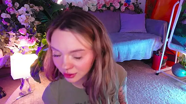 KristaBrooks online show from 10-03-25, 02:25