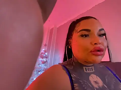  MelinaCurves  online show from 12-19-24, 10:10